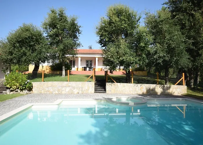 Luxurious In Caldas Da Rainha With Swimming Pool Villa Salir de Matos