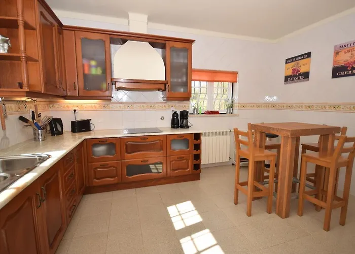 Luxurious In Caldas Da Rainha With Swimming Pool