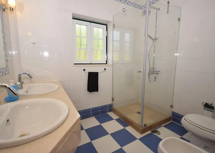 Luxurious In Caldas Da Rainha With Swimming Pool * Salir de Matos