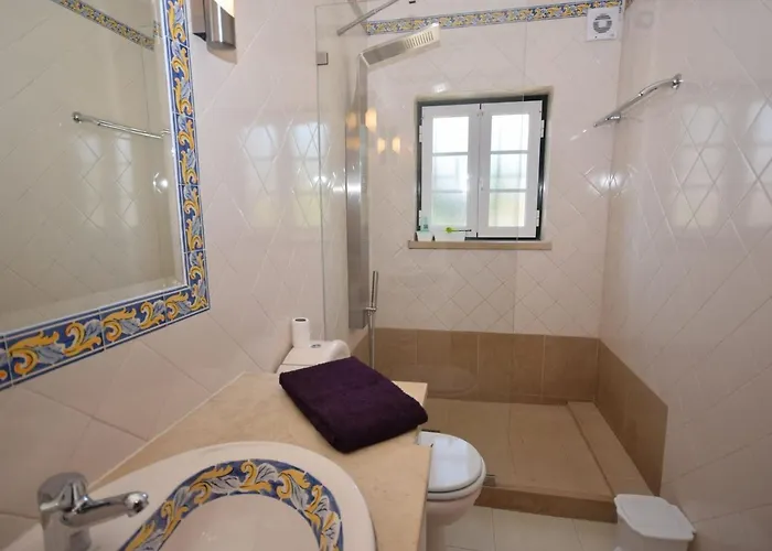 Villa Luxurious In Caldas Da Rainha With Swimming Pool *